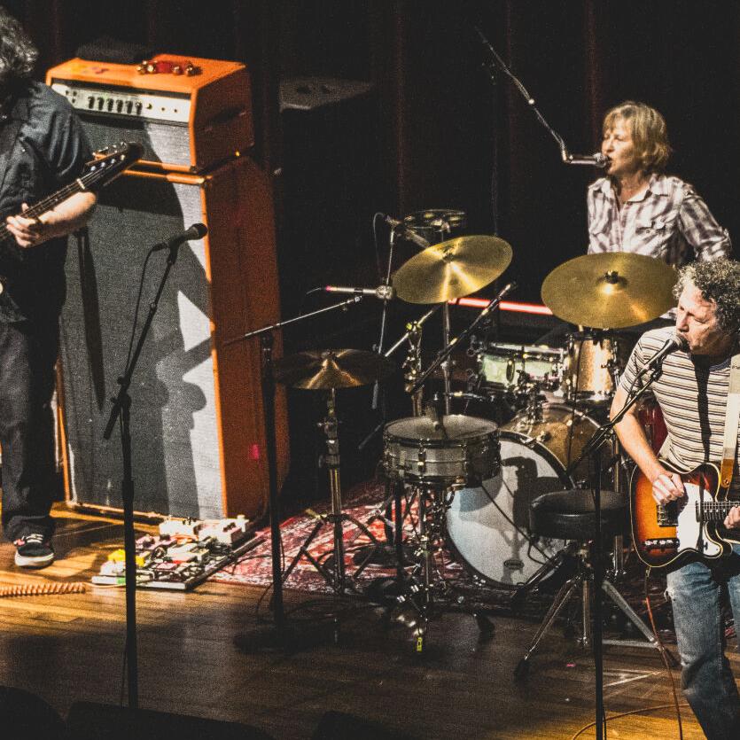 Yo La Tengo and Built to Spill Dig Deep at the Ryman
